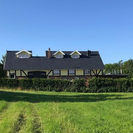 Kloster Wulfshagen Landhaus Zum Storchennest מראה חיצוני תמונה