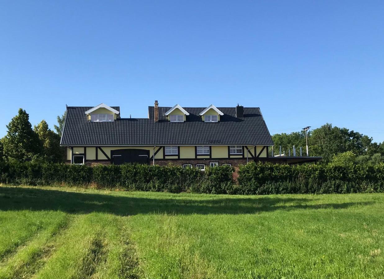 Kloster Wulfshagen Landhaus Zum Storchennest מראה חיצוני תמונה
