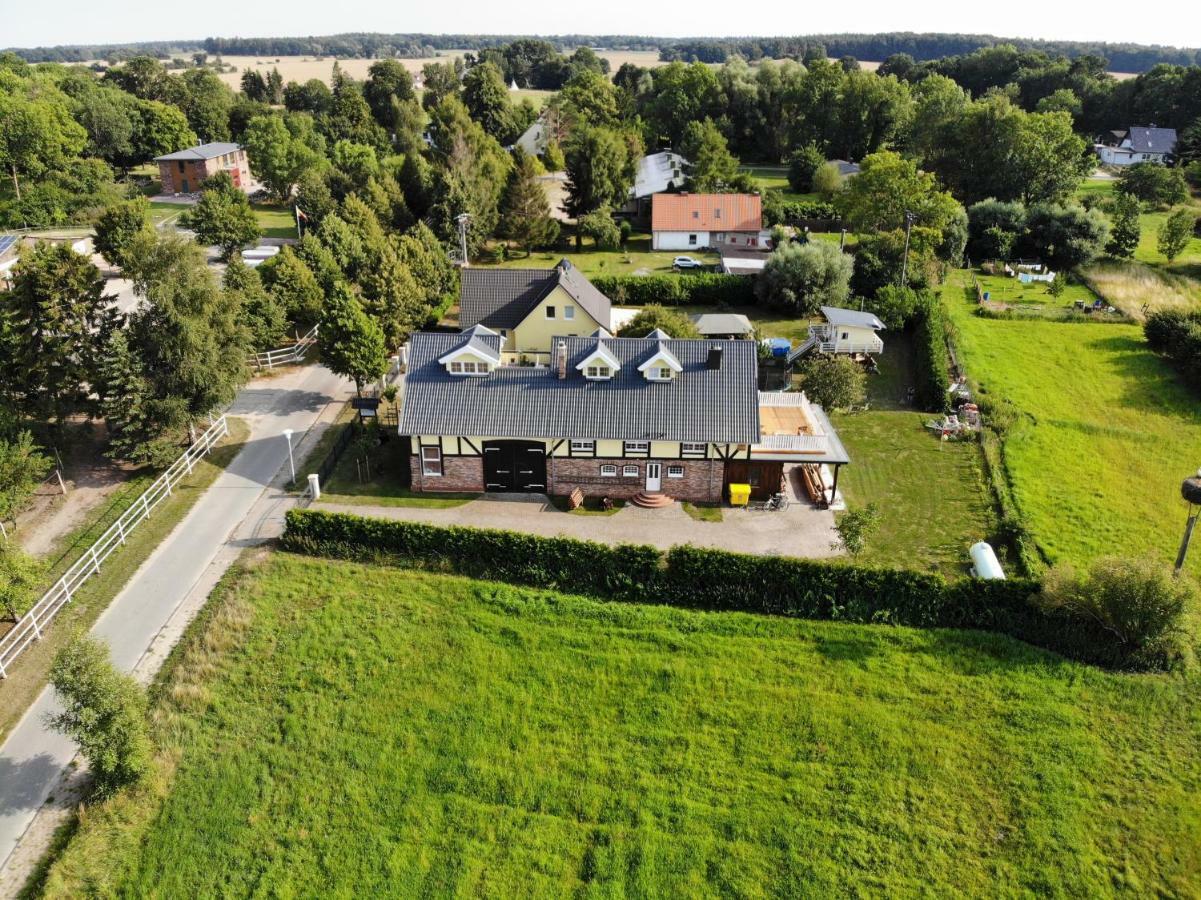 Kloster Wulfshagen Landhaus Zum Storchennest מראה חיצוני תמונה